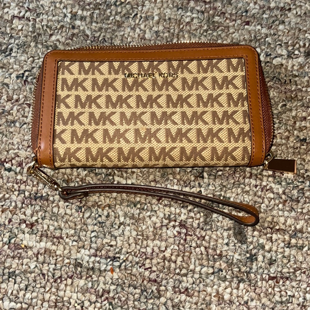 Michael Kors wallet